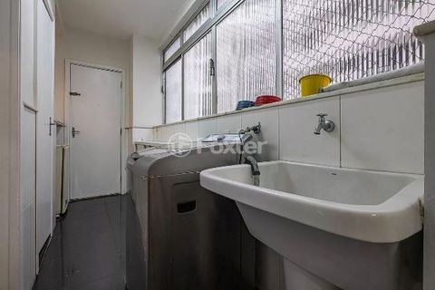 Image 10 - 938831