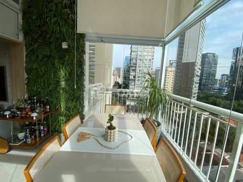 Image 8 - 939035