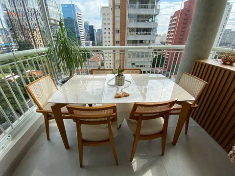 Image 13 - 939035