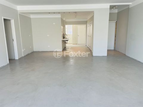 Image 3 - 940016