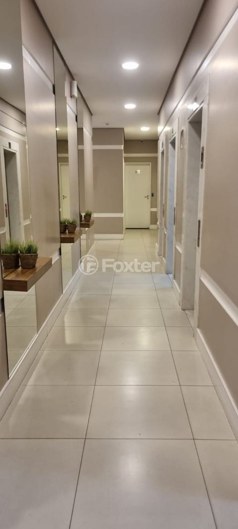 Image 3 - 940532