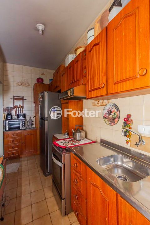 Image 3 - 940740