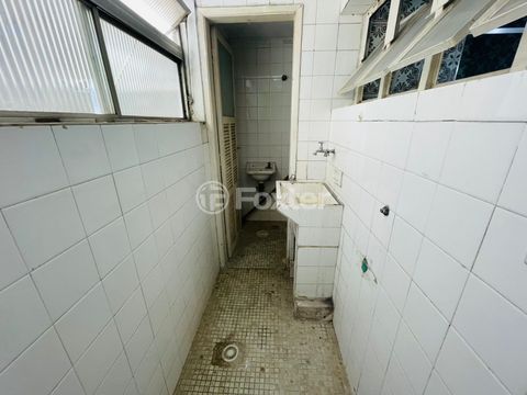 Image 9 - 941646