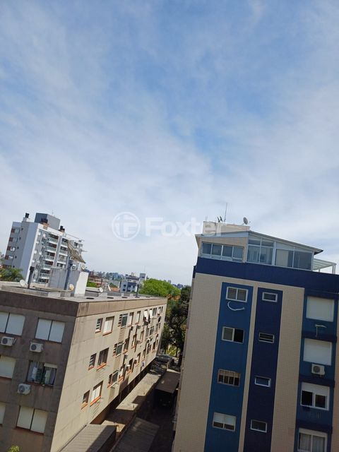 Image 4 - 941767