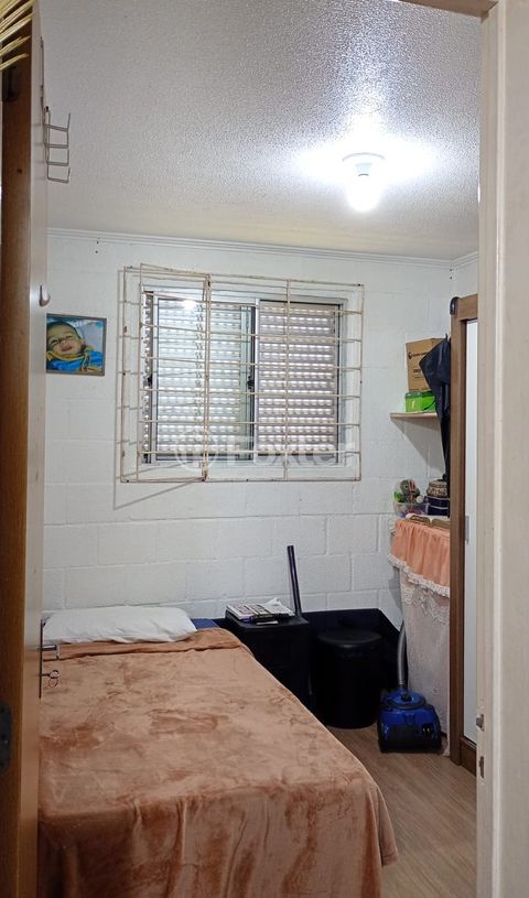 Image 7 - 942240